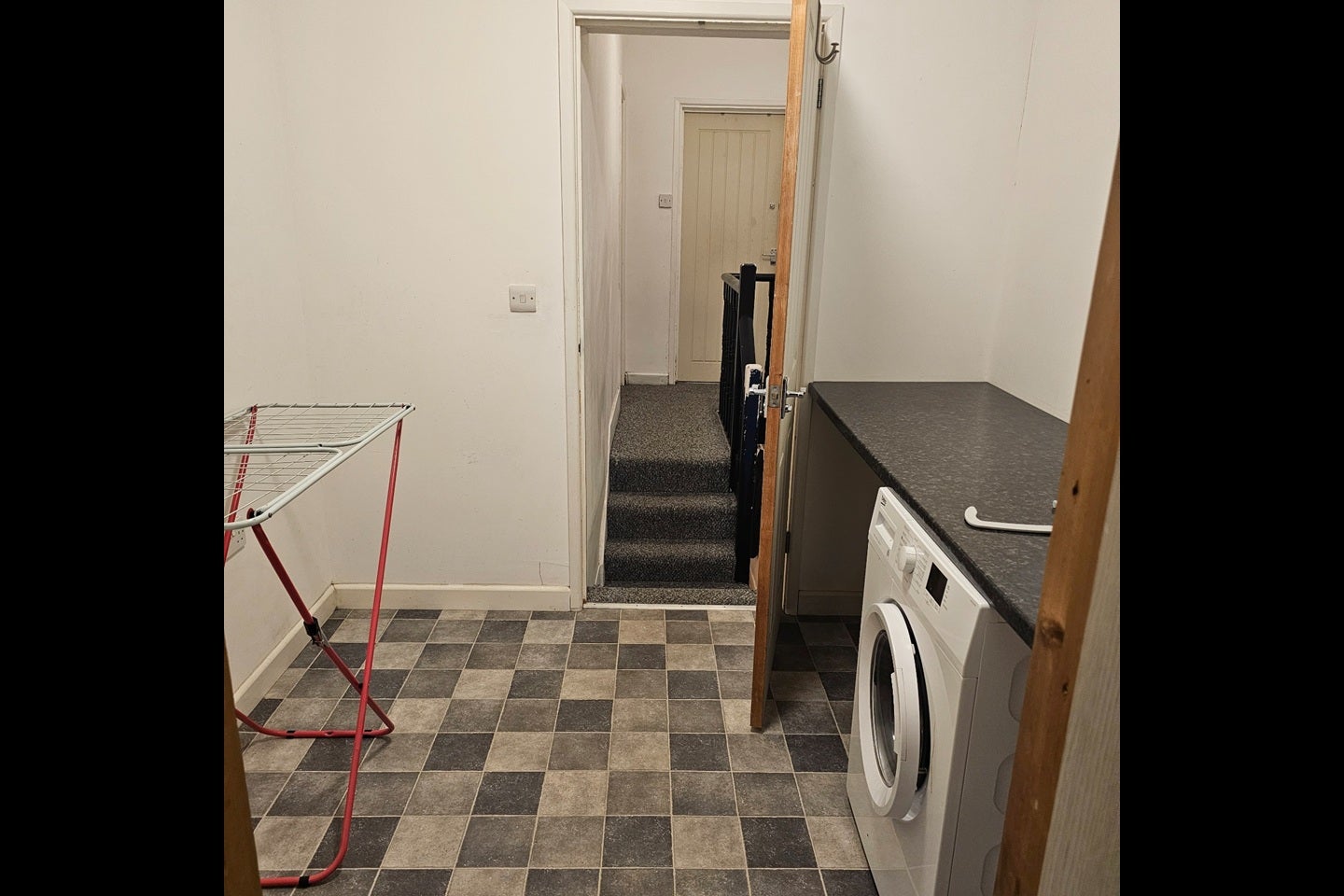 Room Fairlight Road in Eastbourne