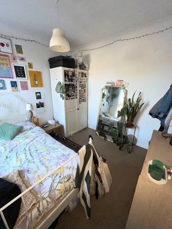 Room Mathews Park Avenue in Greater London