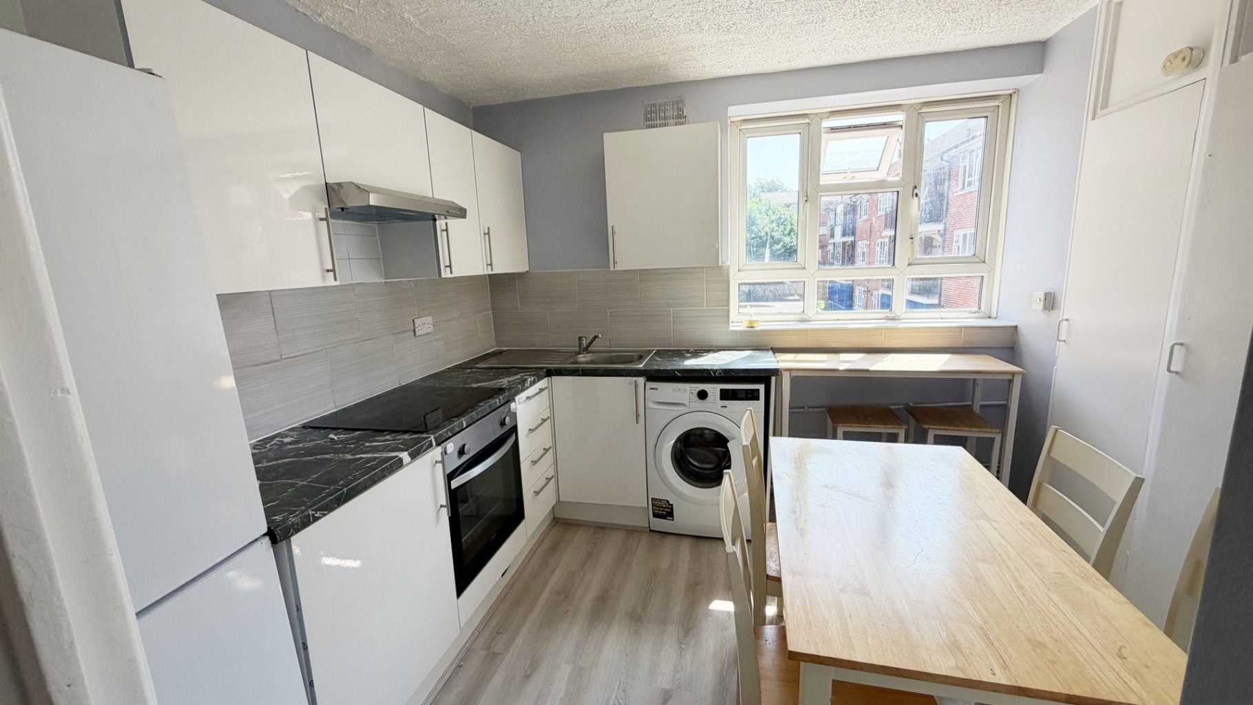 Flat Shakspeare Walk in Greater London
