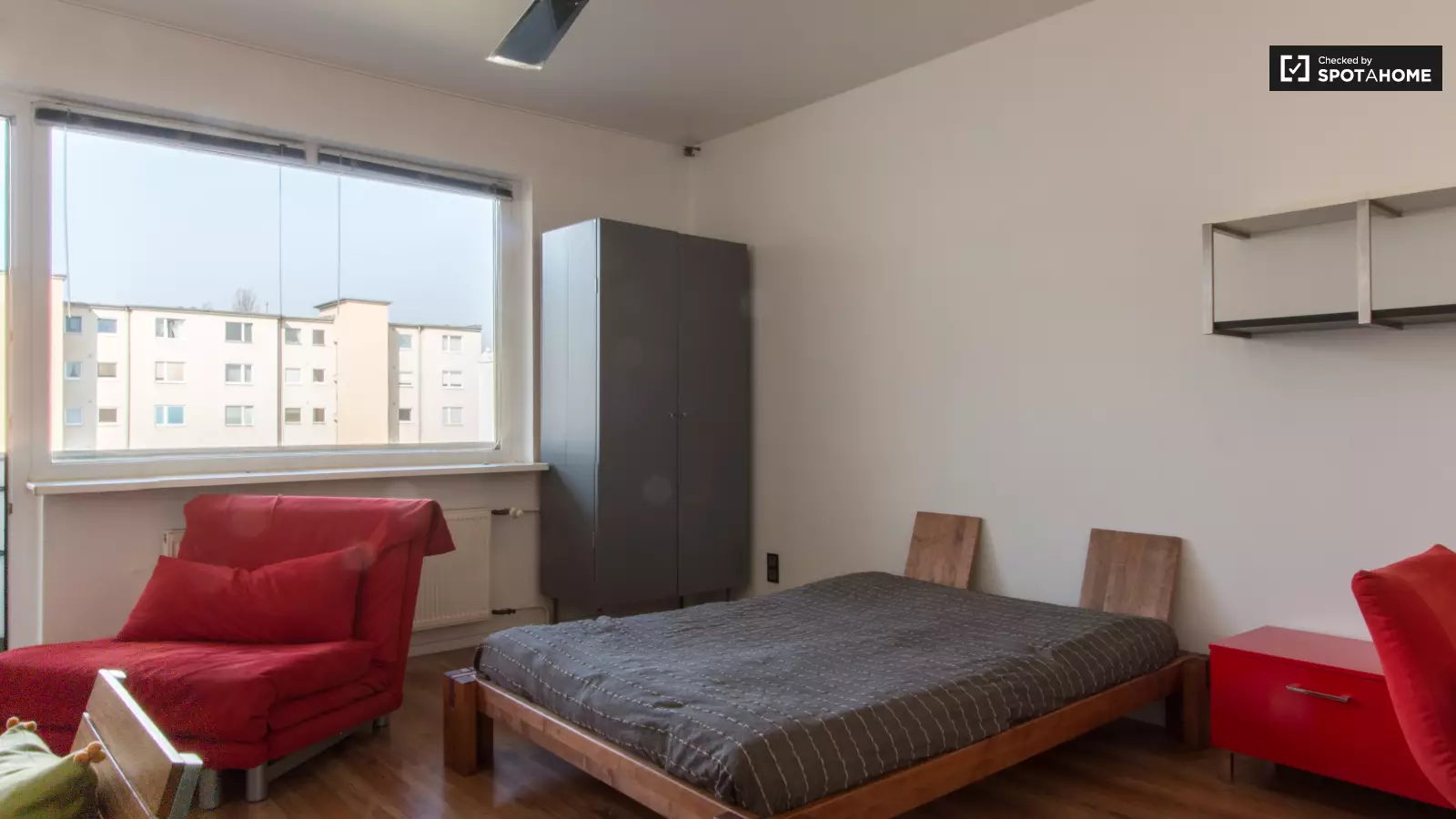 Wohnung Dahlmannstraße in Berlin