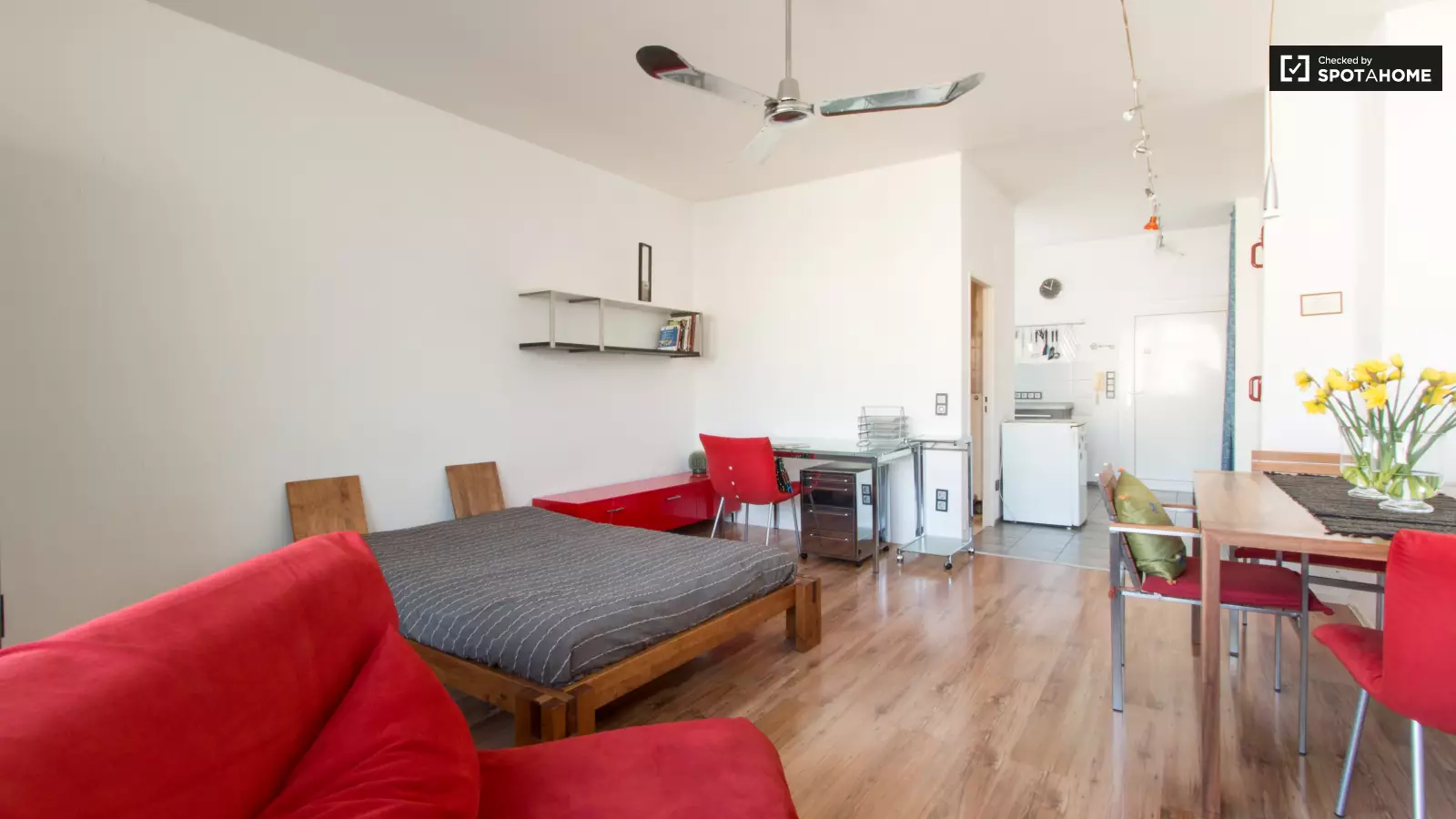 Wohnung Dahlmannstraße in Berlin