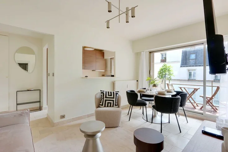 Flat Rue du Pas de la Mule in Paris