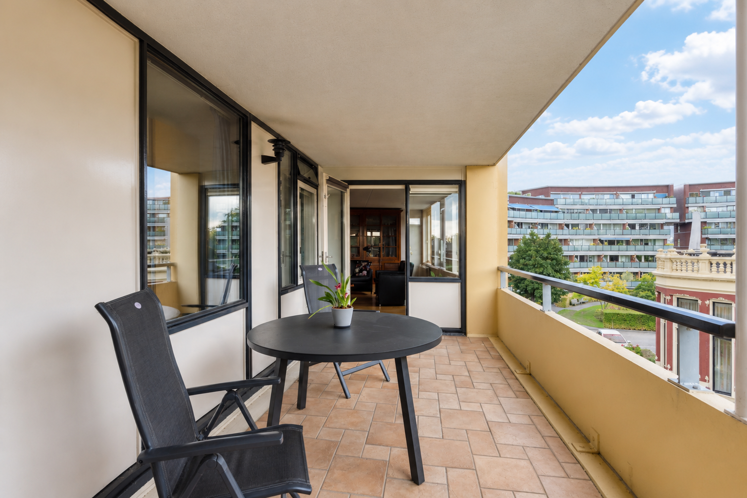 Appartement te koop: Casparuslaan 204, Weesp