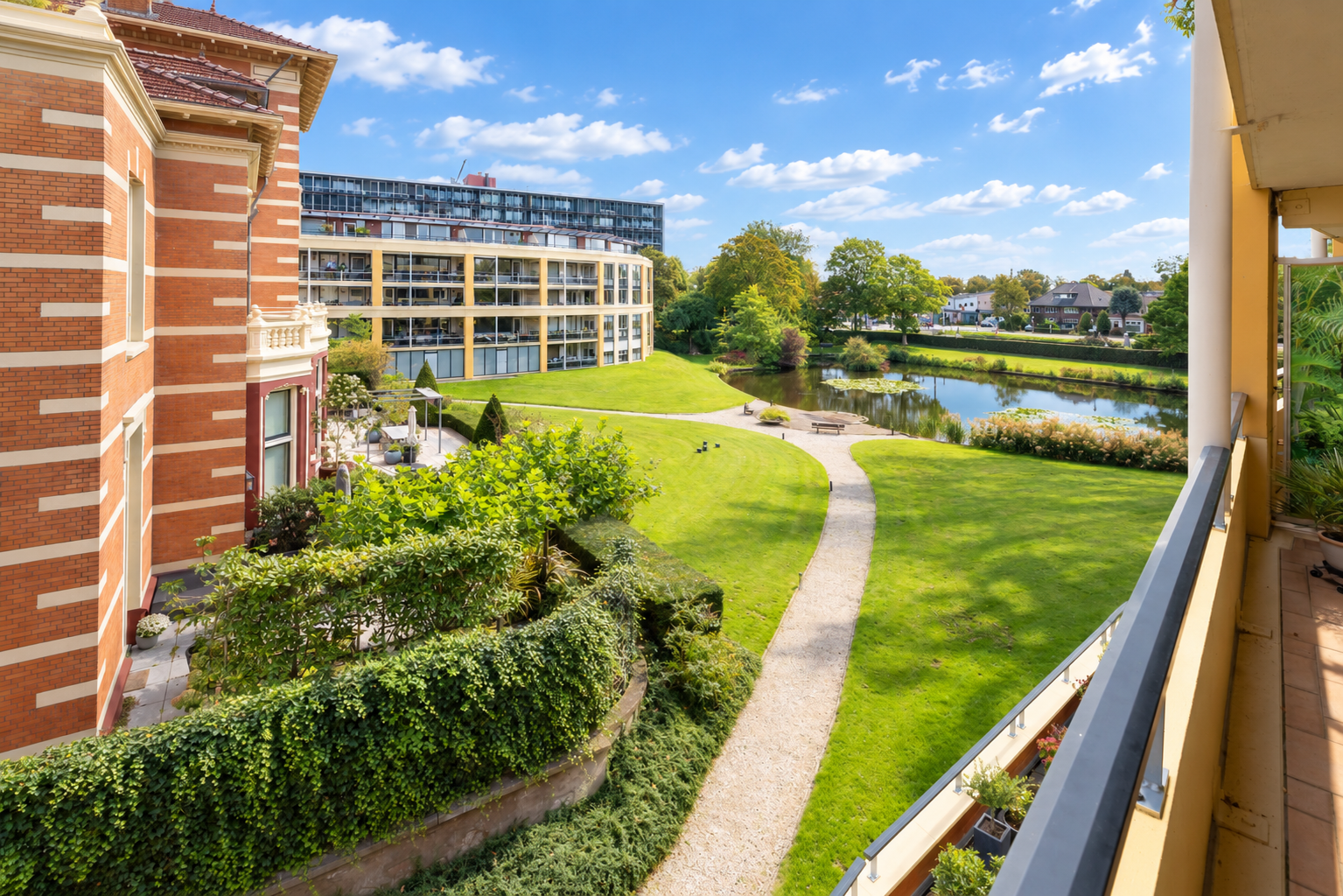 Appartement te koop: Casparuslaan 204, Weesp