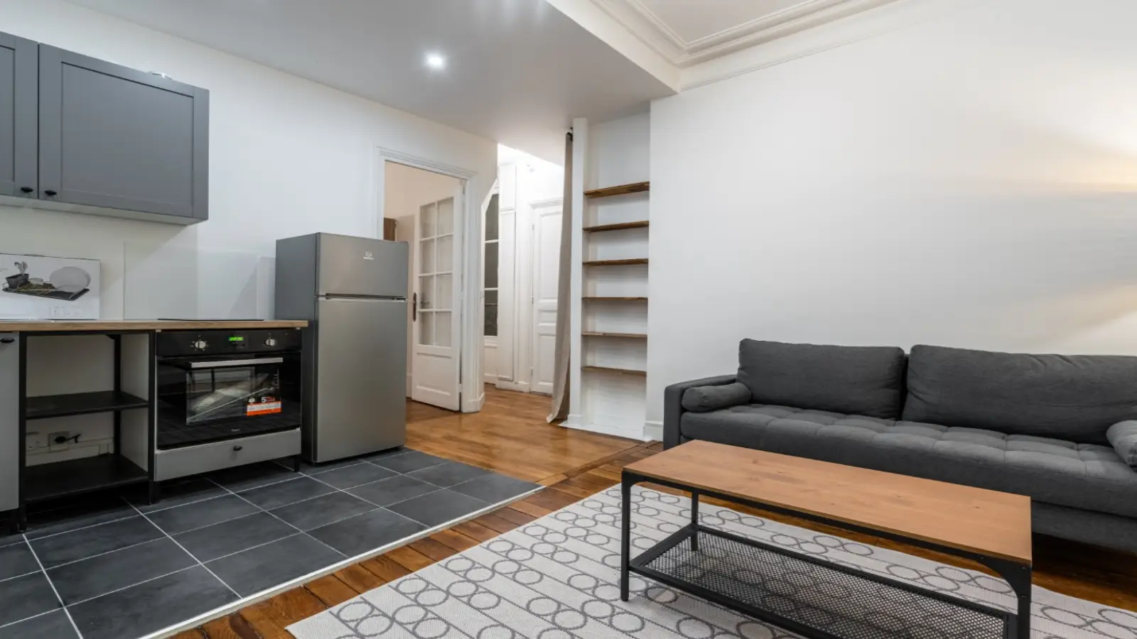 Appartement Rue Philippe de Girard à Paris