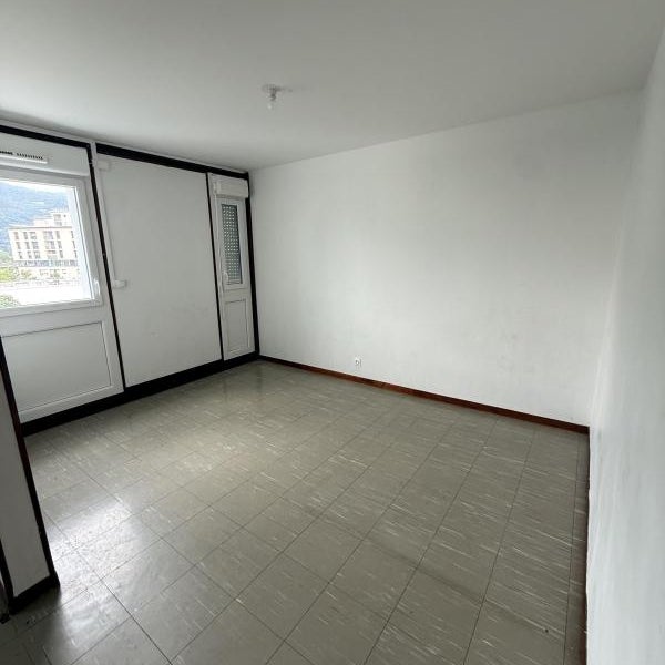 Appartement Avenue des États Généraux à Échirolles