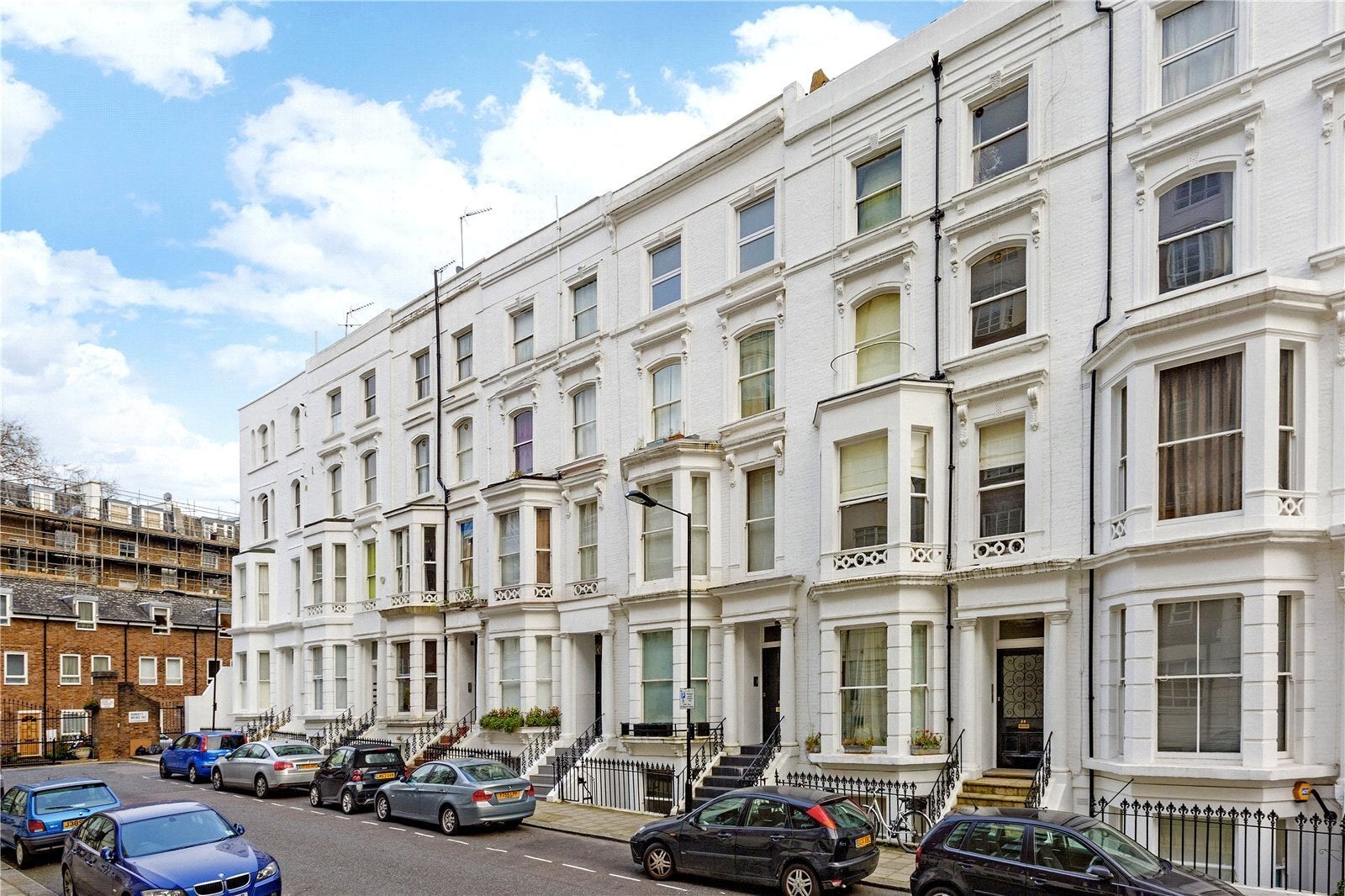 Flat Hatherley Grove in City of Westminster