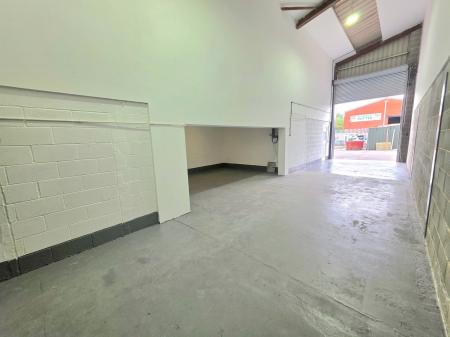 Flat Farmway in Mansfield Woodhouse