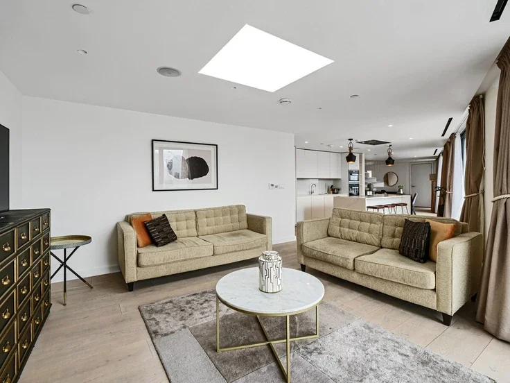 Flat Southwark Street in Greater London