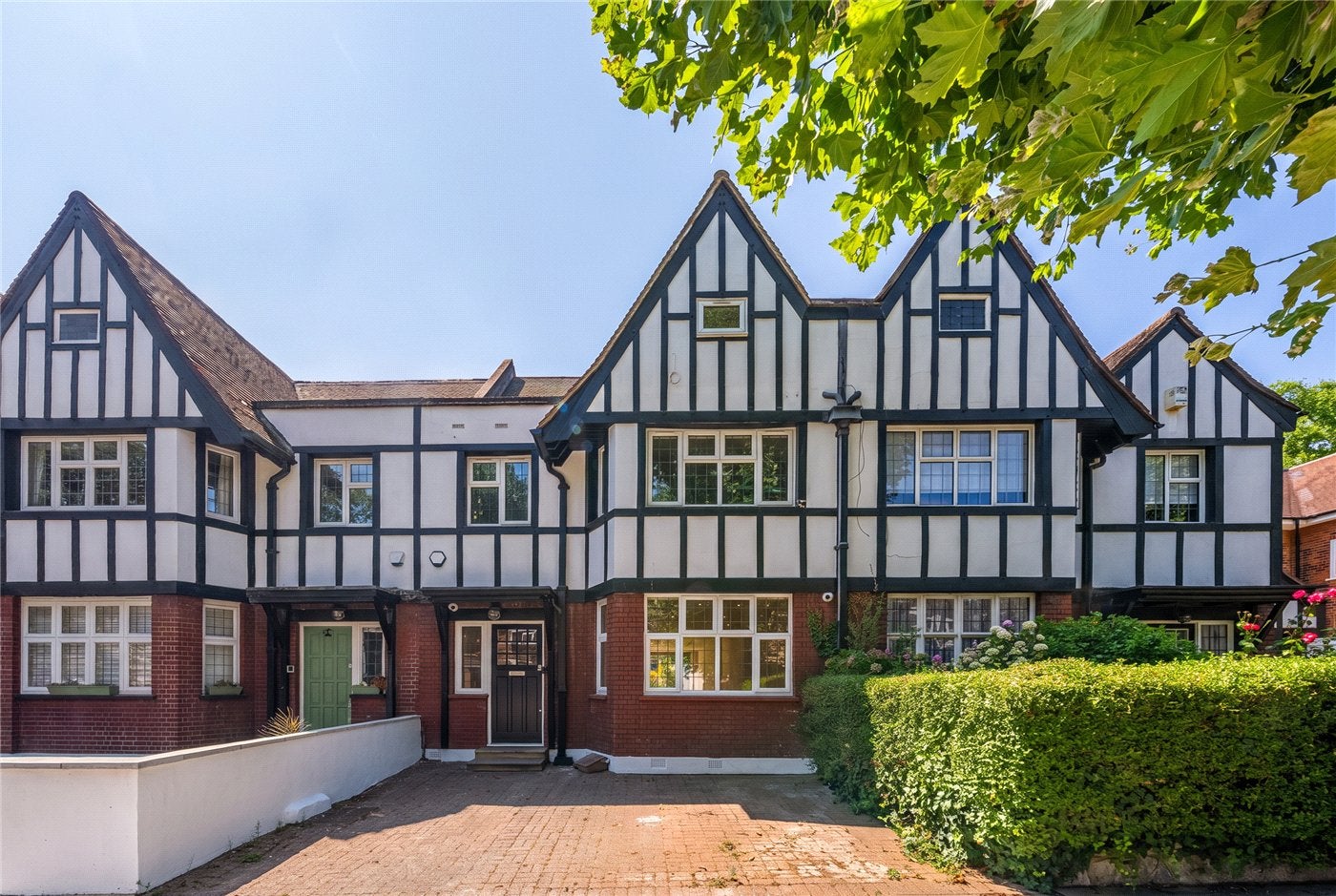 House Ashworth Road in City of Westminster