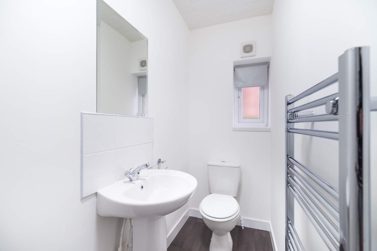 Flat Mapperley Road in Nottingham