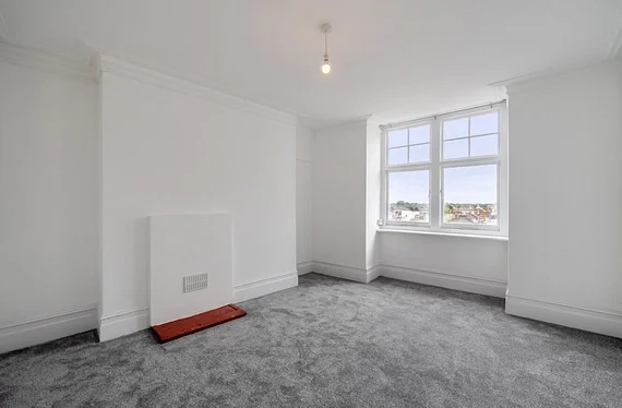 Flat Lower Richmond Road in Greater London