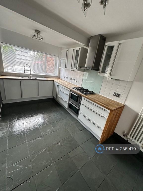 House Craig Close in Cheadle