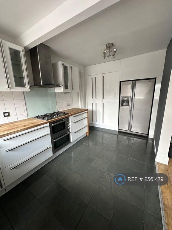 House Craig Close in Cheadle