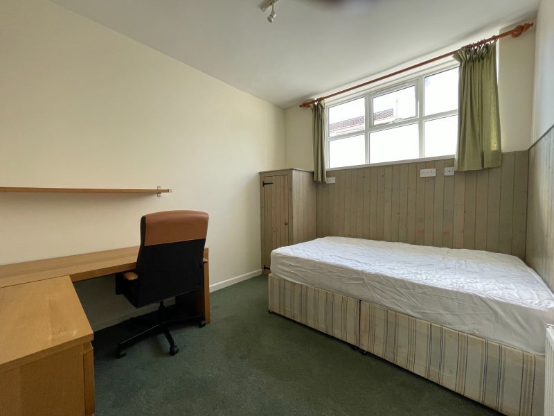 Room Queen Street in Bristol
