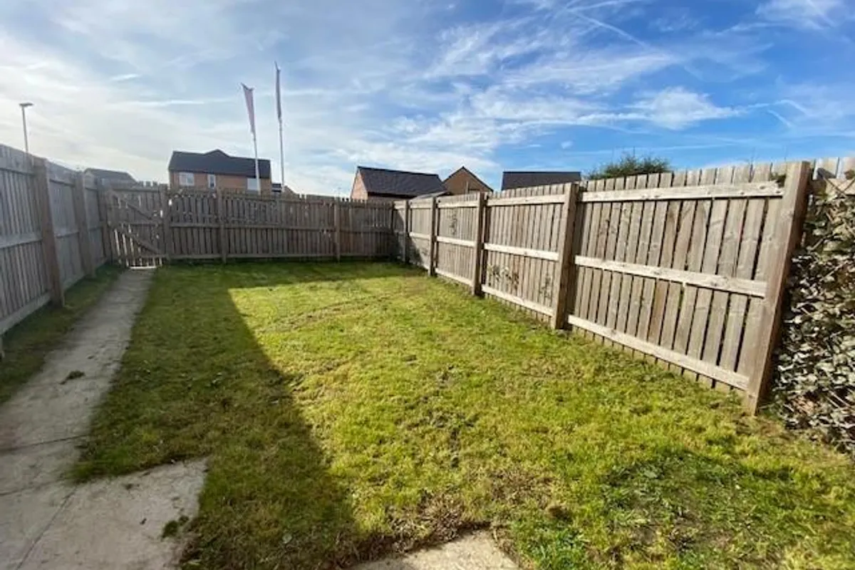 House Pickhills Grove in Barnsley
