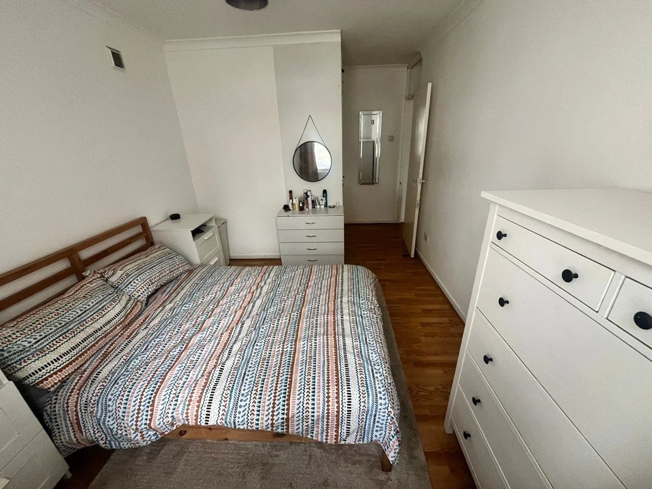 Flat Fernlea Road in Greater London
