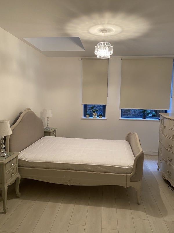 Room Grafton Way in Greater London