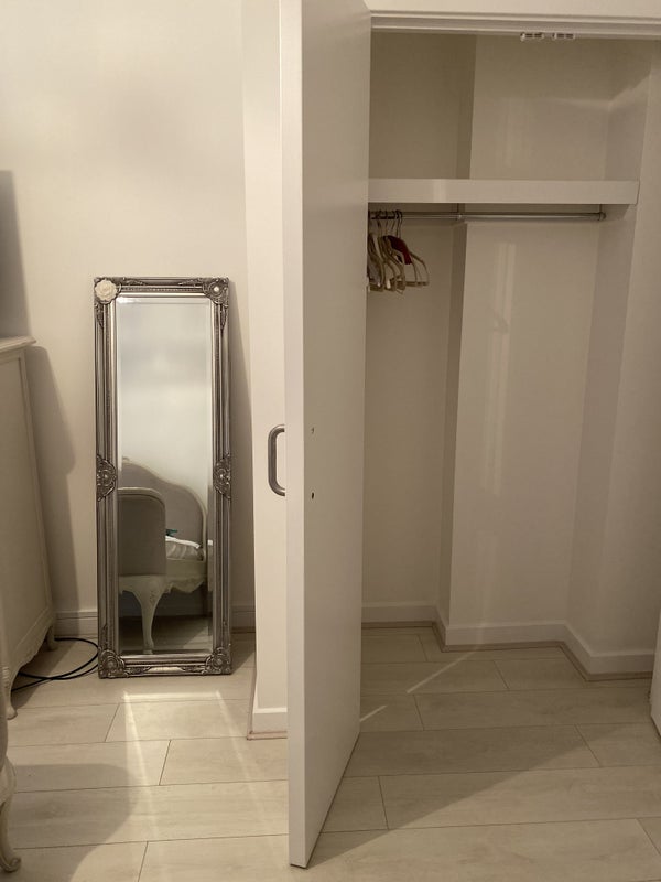 Room Grafton Way in Greater London