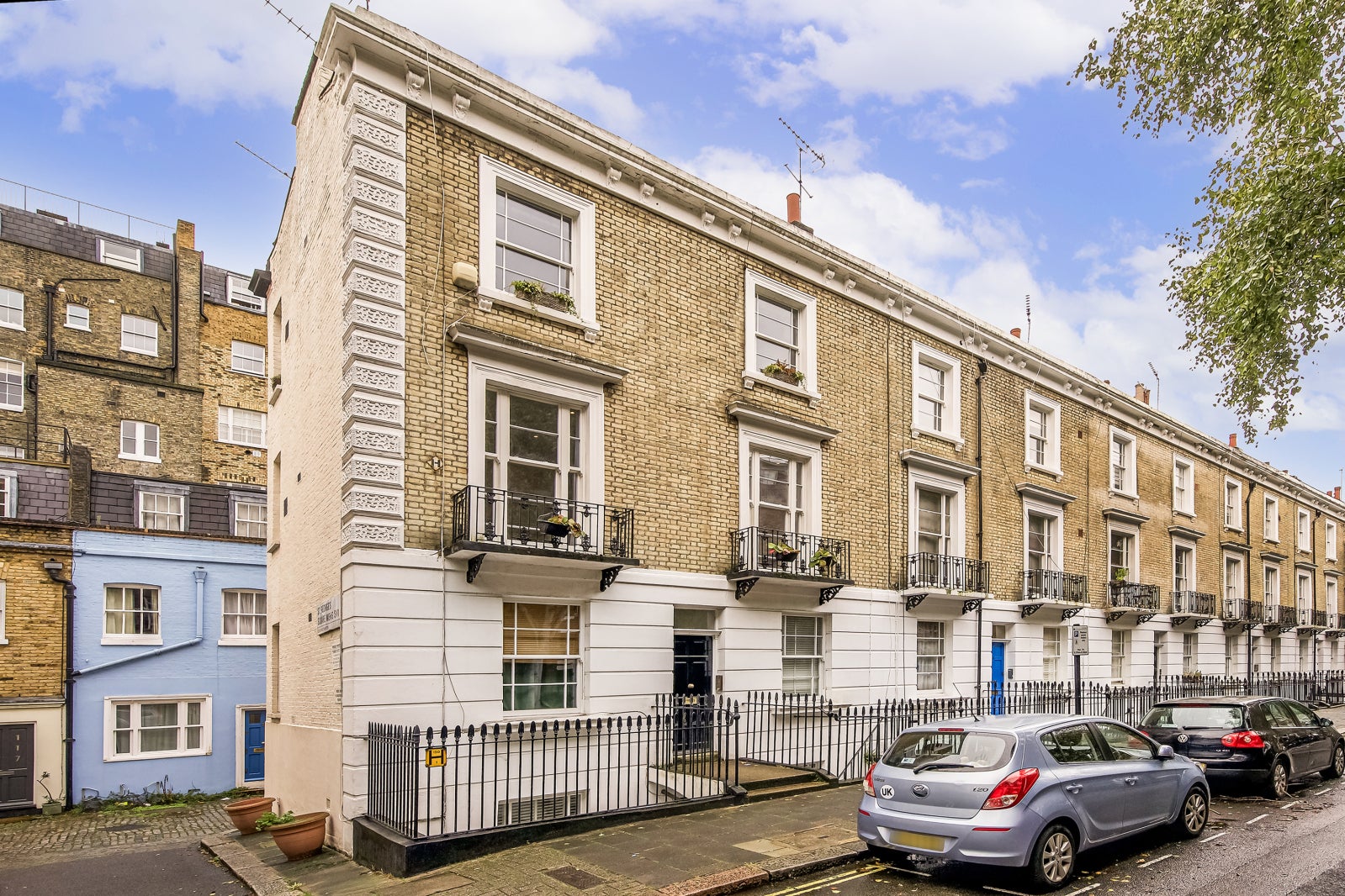 Flat St George's Square Mews in City of Westminster