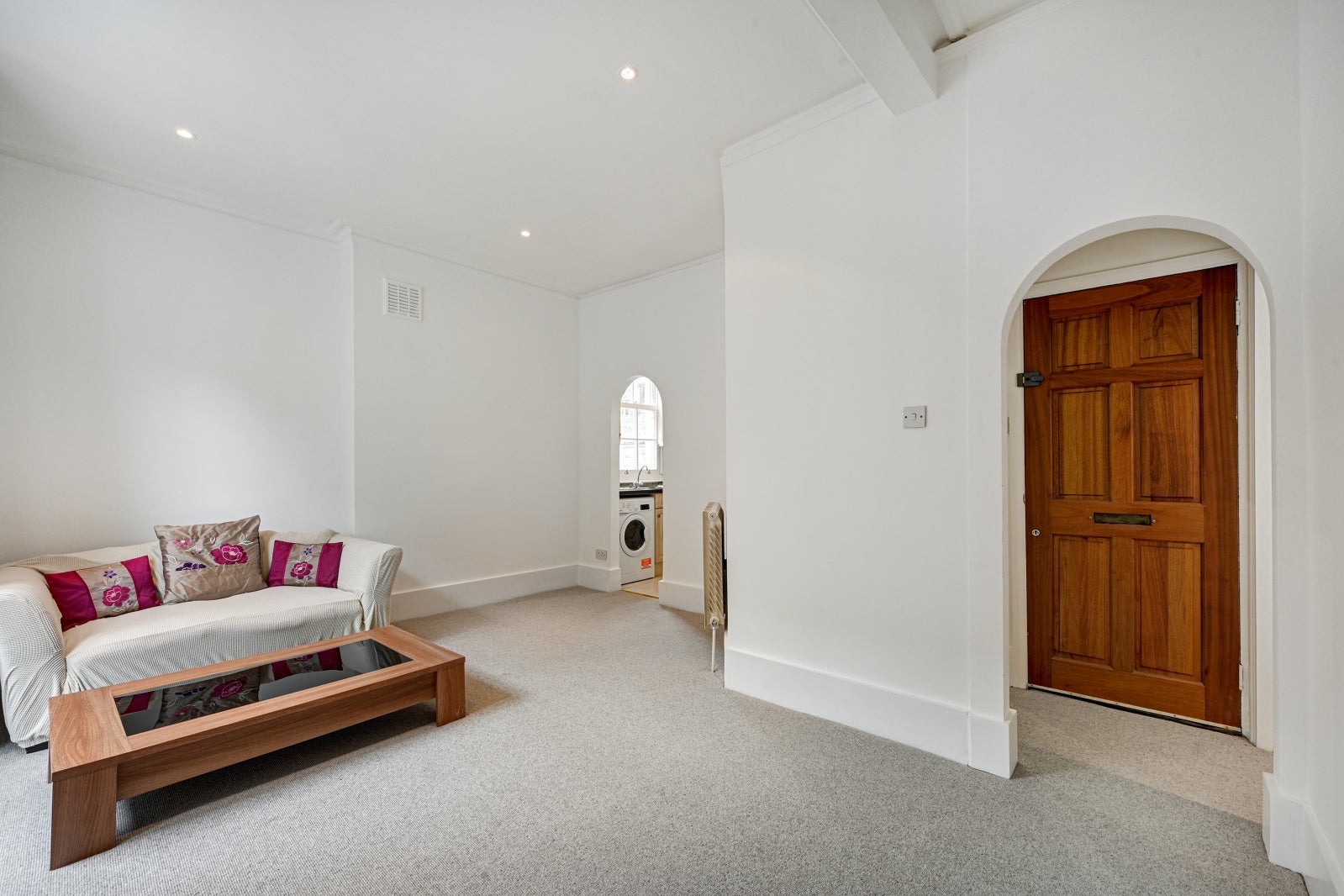 Flat St George's Square Mews in City of Westminster