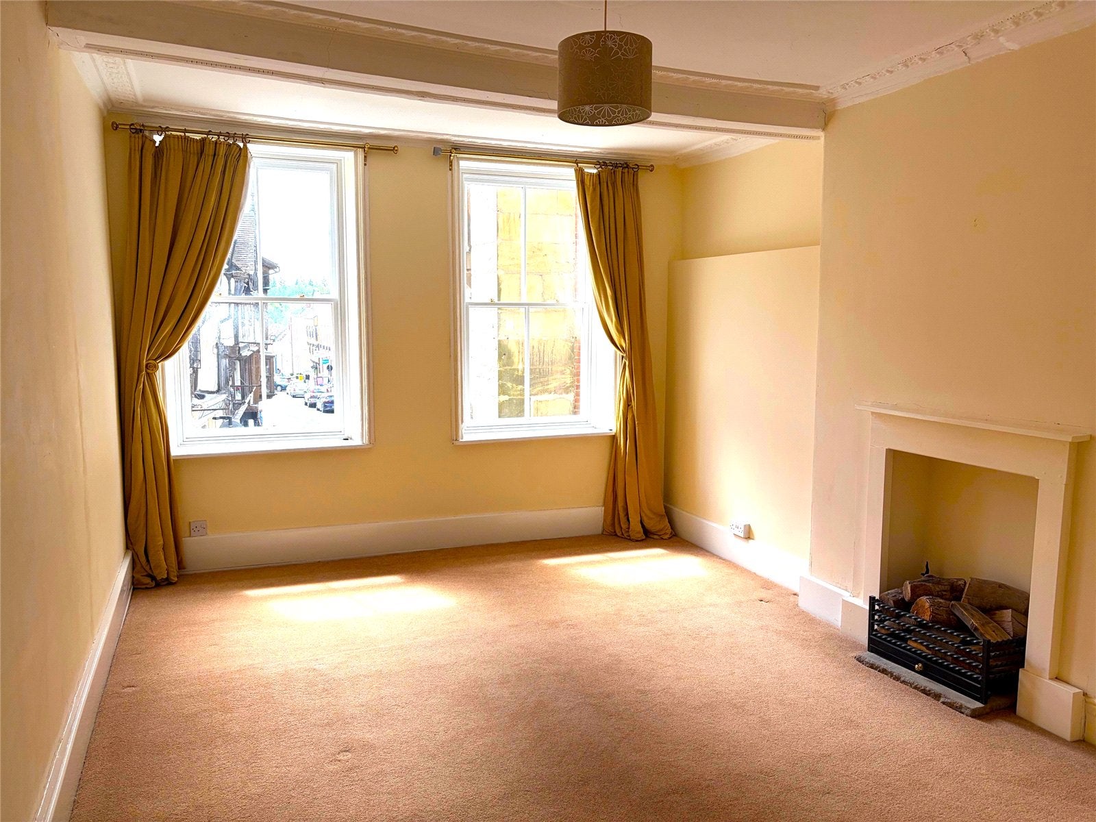 Flat Callens in Ludlow