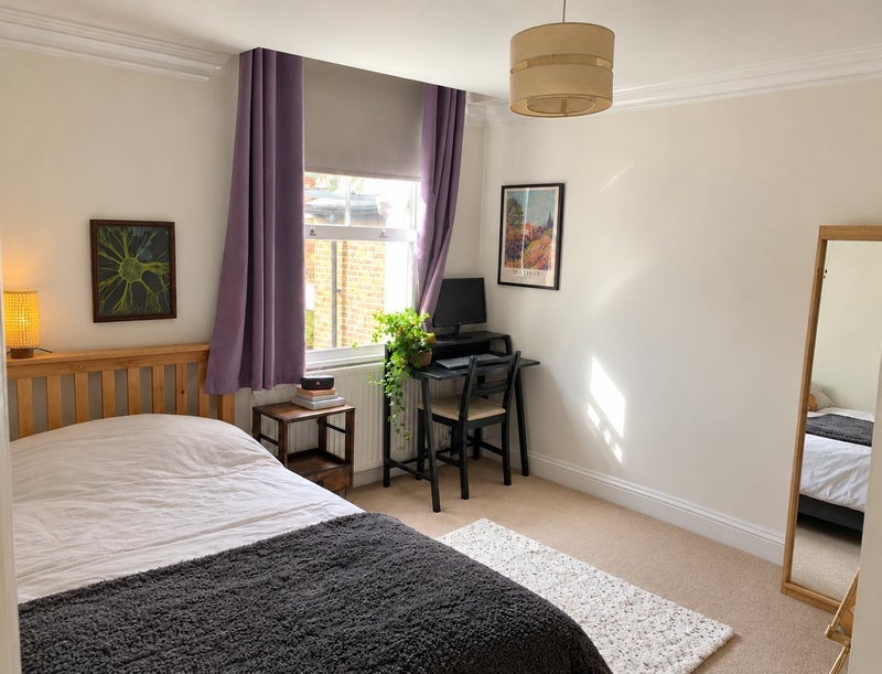 Room Bancroft Road in Greater London