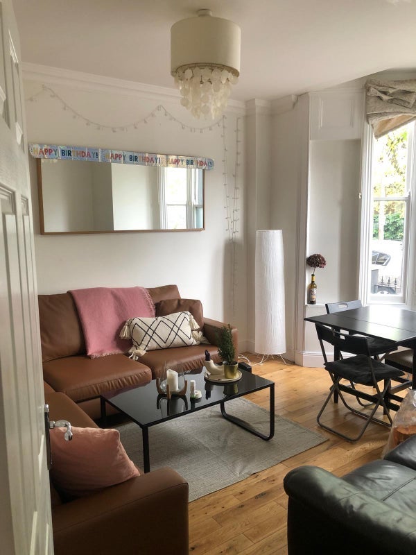 Room Bancroft Road in Greater London