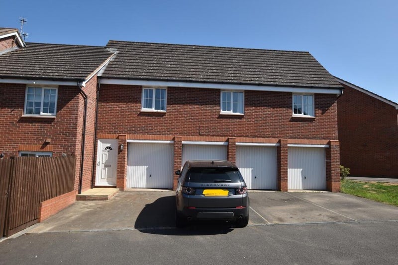 Flat Abbey Close in Charnwood