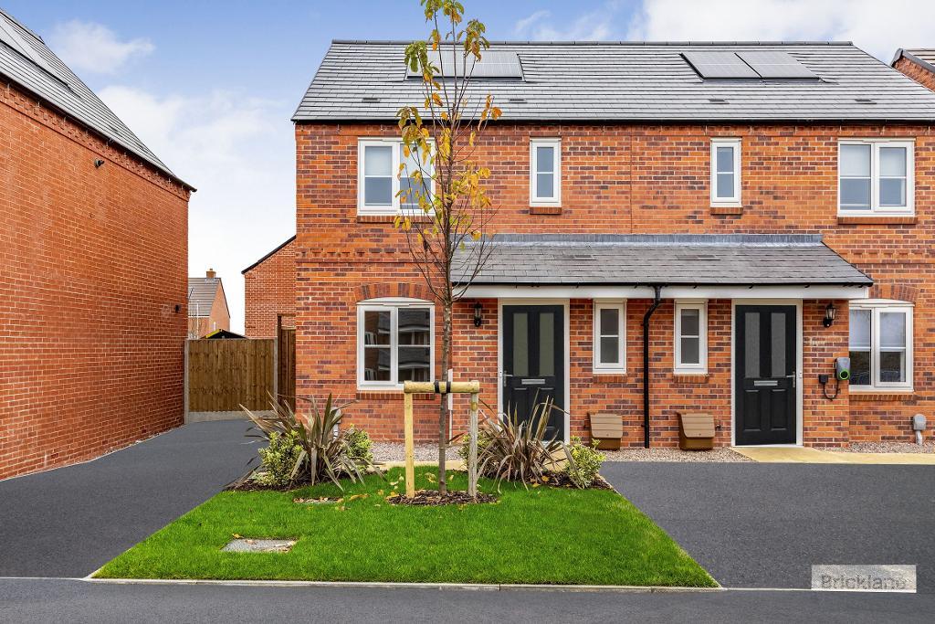 House Fallow Road in Rothwell