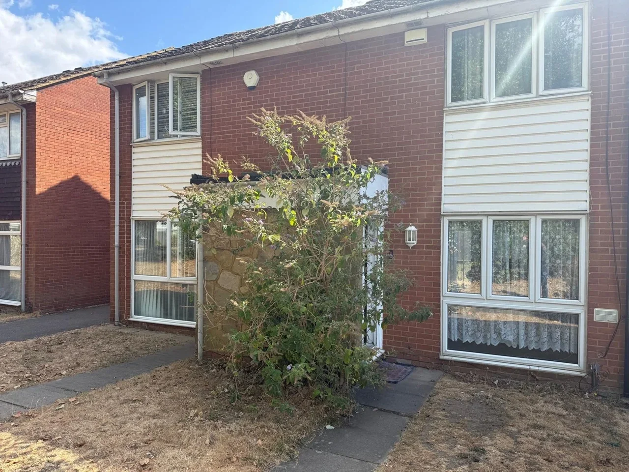 House Trent Road in Slough
