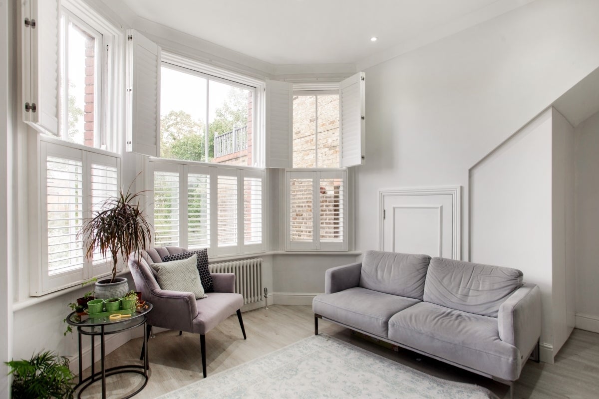 Flat Willesden Lane in Greater London