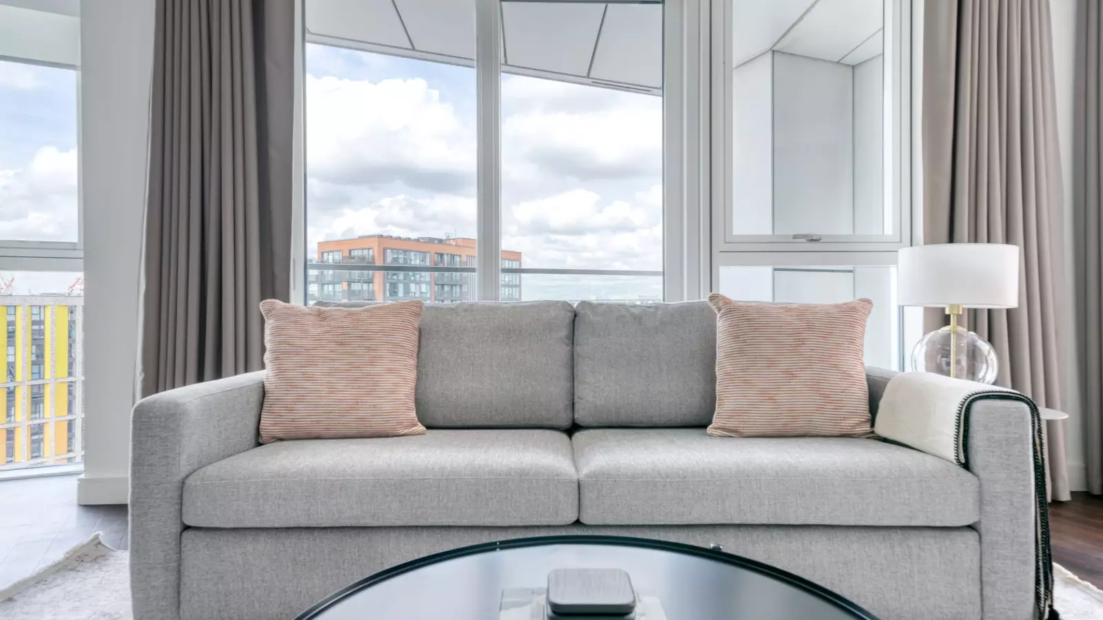 Flat Wandsworth Road in Greater London