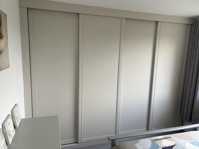 Room Shoreham Drive in Rotherham