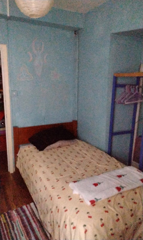 Room Leighton Road in Greater London