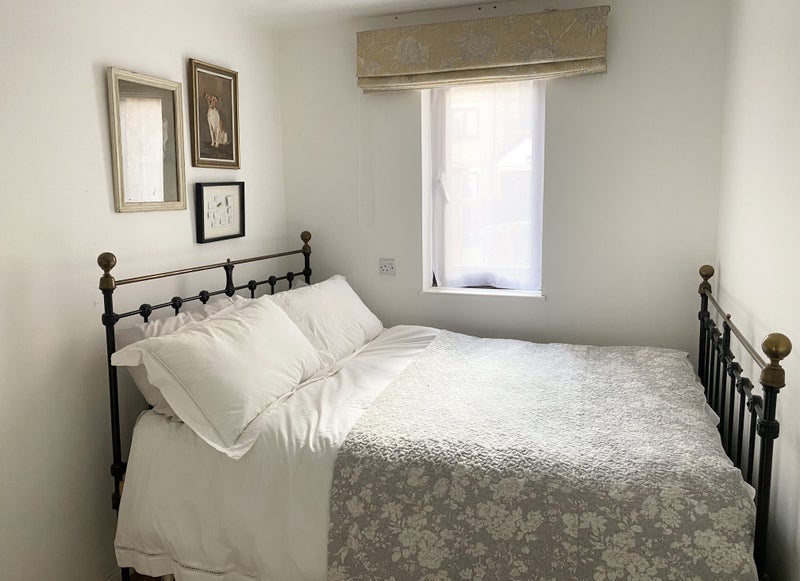 Room Riverside Close in Greater London