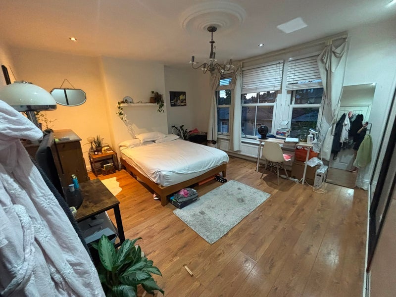 Room Melbourne Grove in Greater London