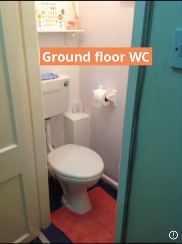 Room Moorside Road in Greater London