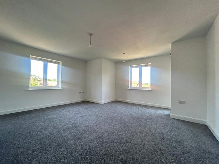 Flat Rockwell Court in Maidstone