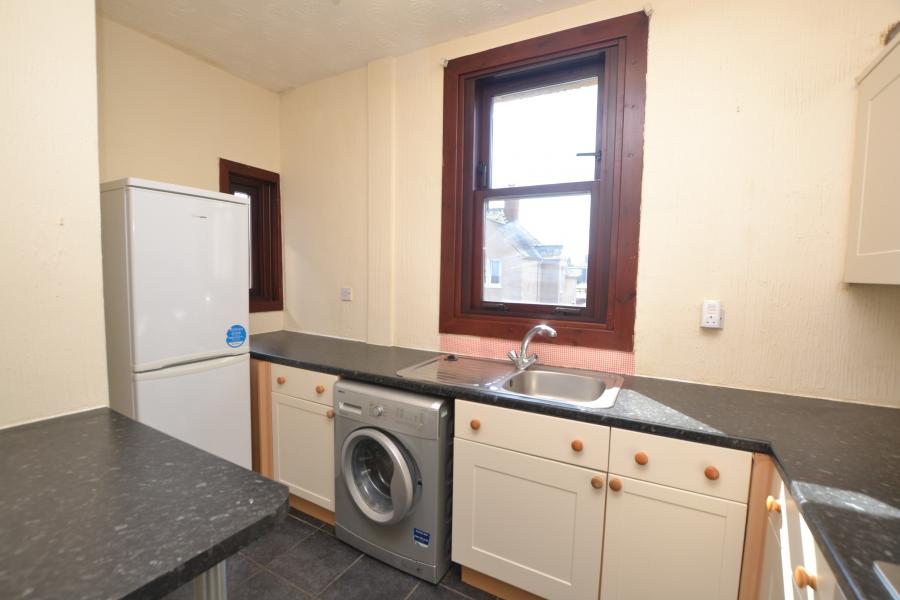 Flat Mckinlay Terrace in Loanhead