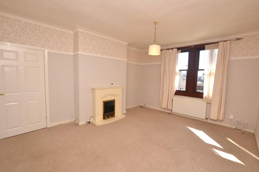 Flat Mckinlay Terrace in Loanhead