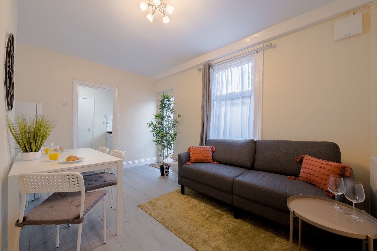 Flat Martell Road in Greater London