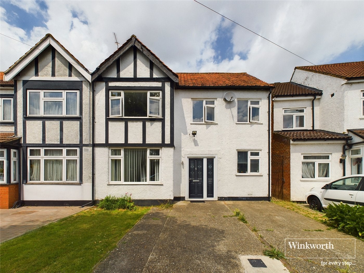 House Lewgars Avenue in Greater London