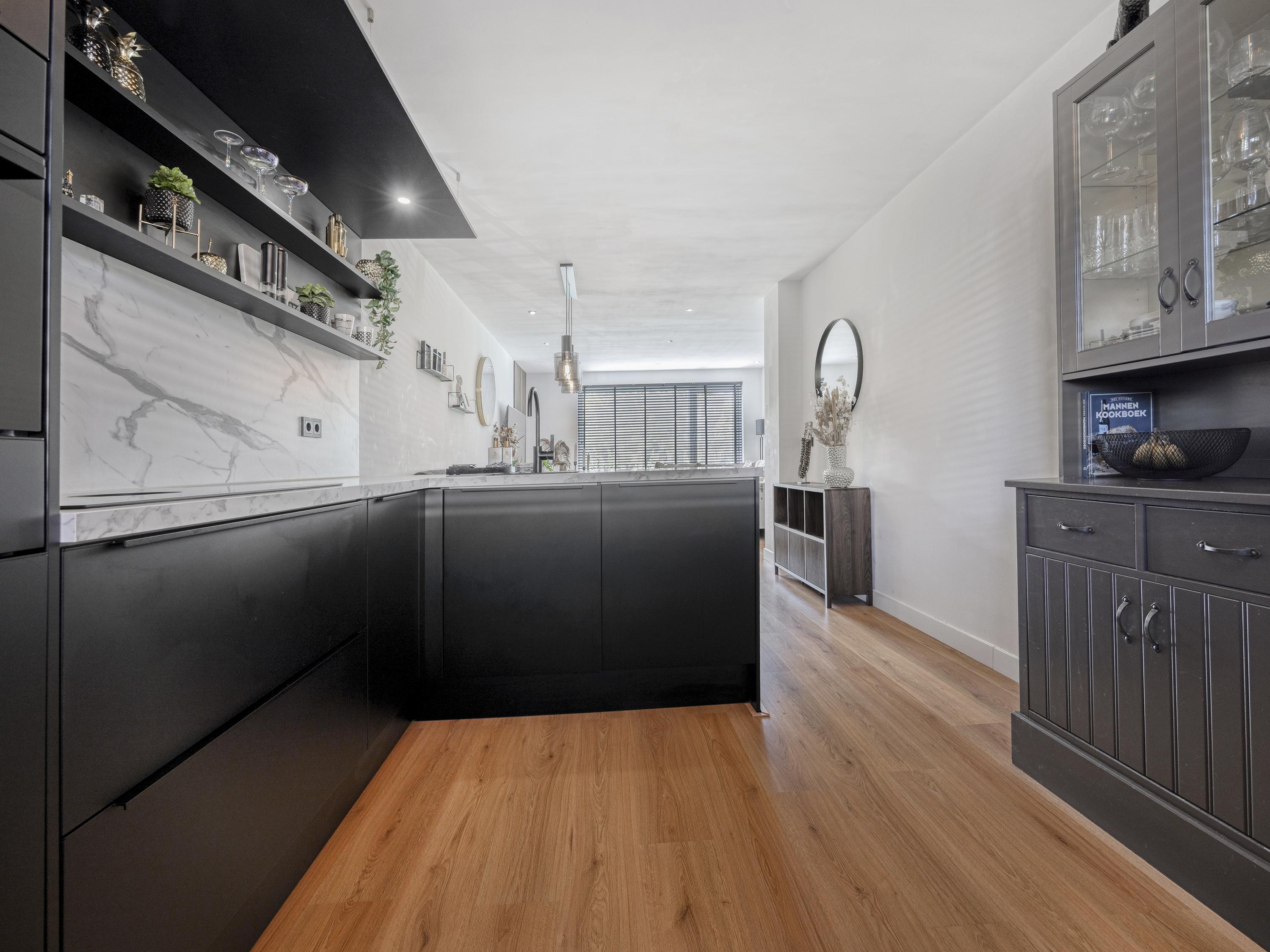 Appartement te koop: Van Foreestweg 256, Delft
