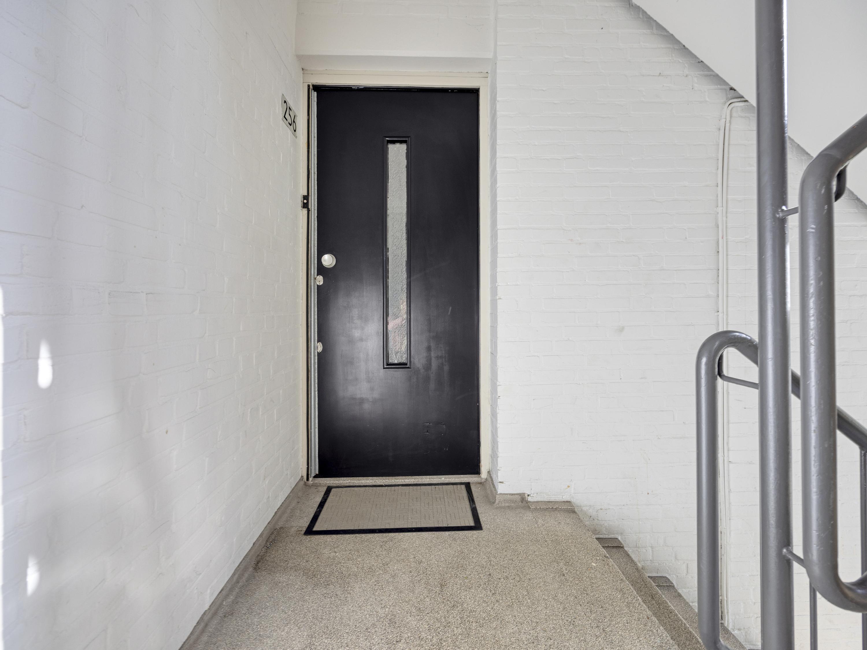 Appartement te koop: Van Foreestweg 256, Delft