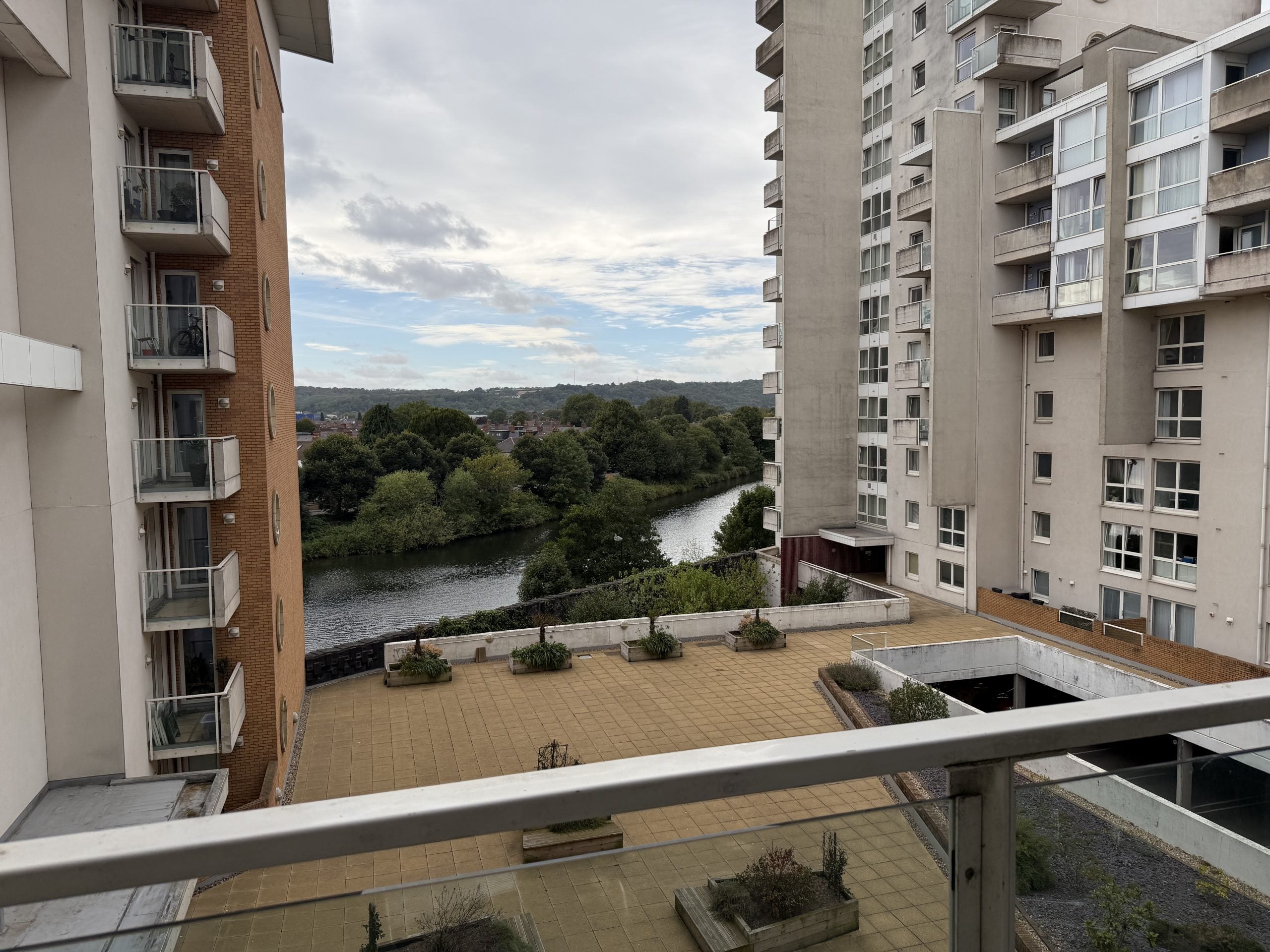 Flat Overstone Court in Cardiff