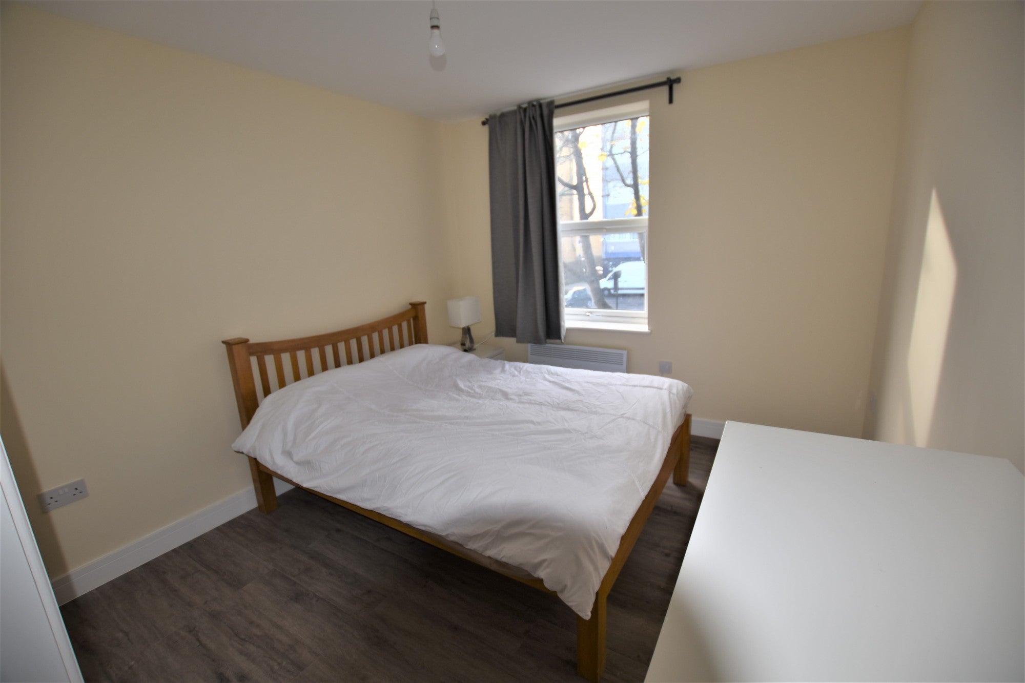 Room London Road in Greater London