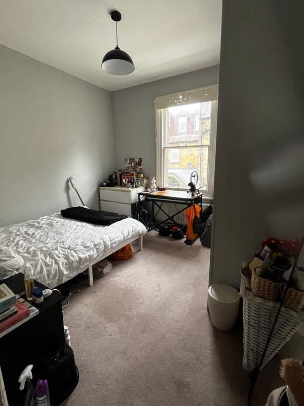 Room Colehill Lane in Greater London