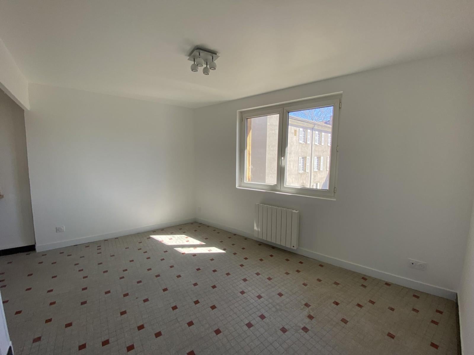 Appartement Place de la Préfecture à Montbrison