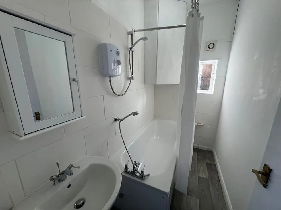 Flat Pembroke Crescent in Portslade by Sea